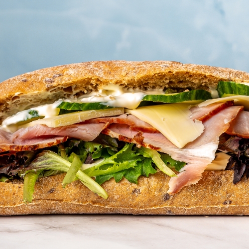 Sandwich med skinke og ost