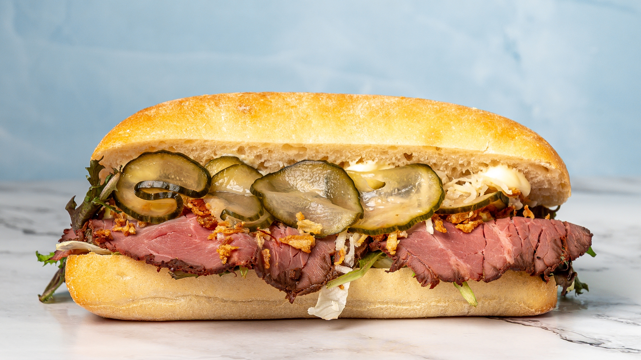 Sandwich med roastbeef